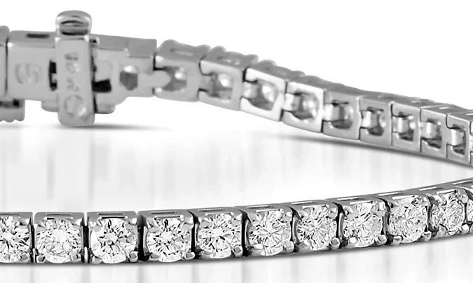5ct Diamond Tennis Bracelet Claw Set in 9K White Gold